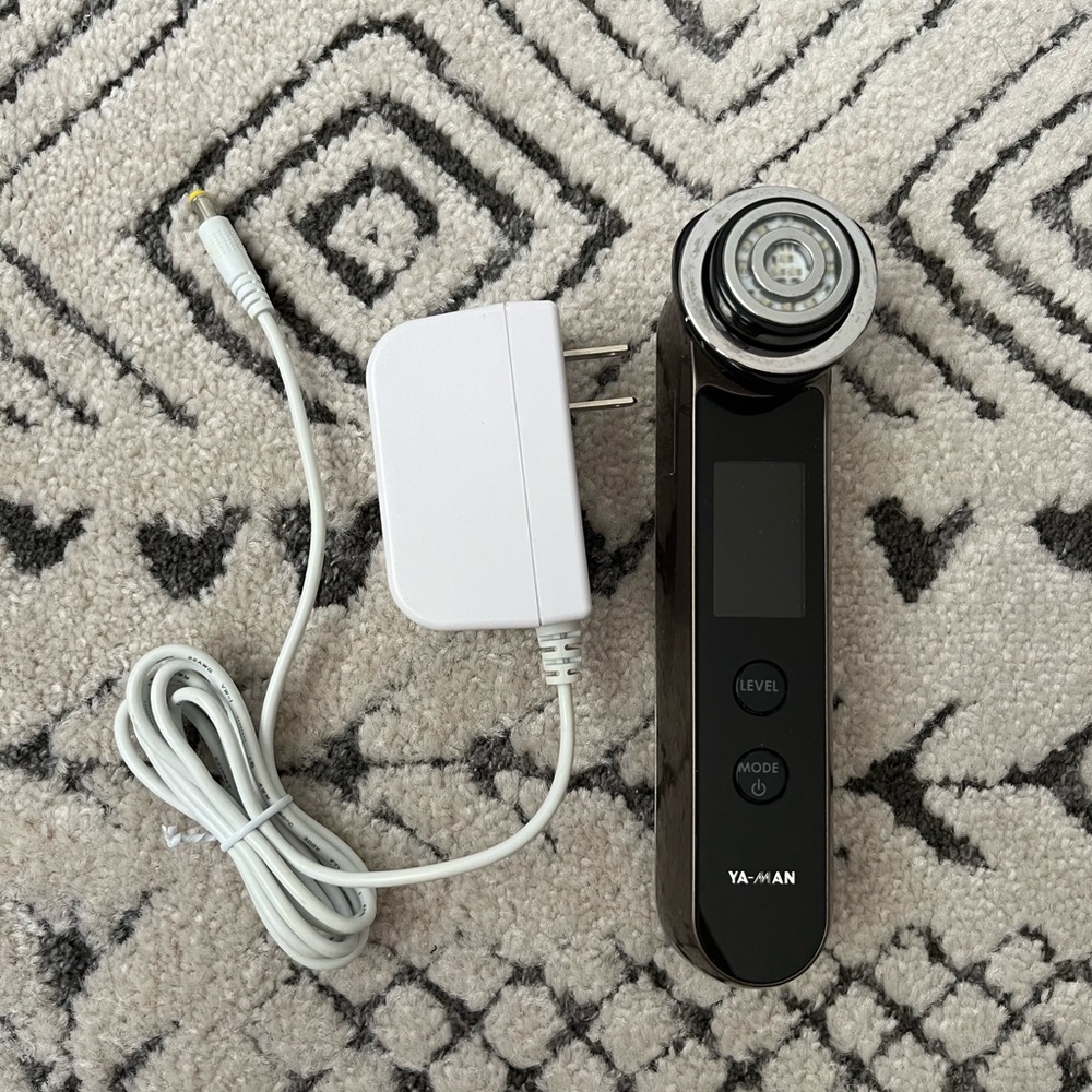 Ya-Man RF Facial Device